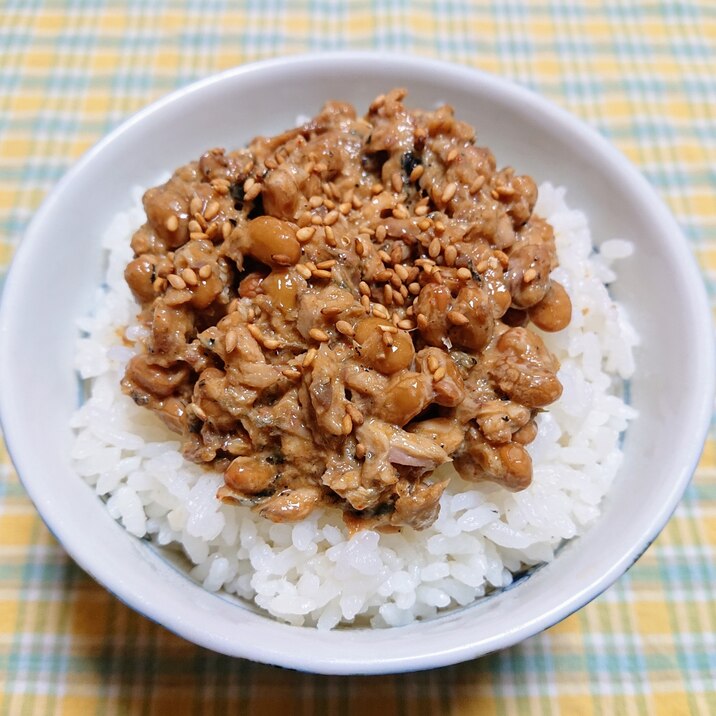 いわし味付け缶の納豆ご飯